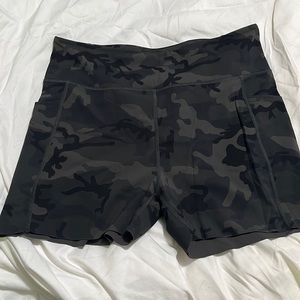 Zyia Hustle Shorts Camo